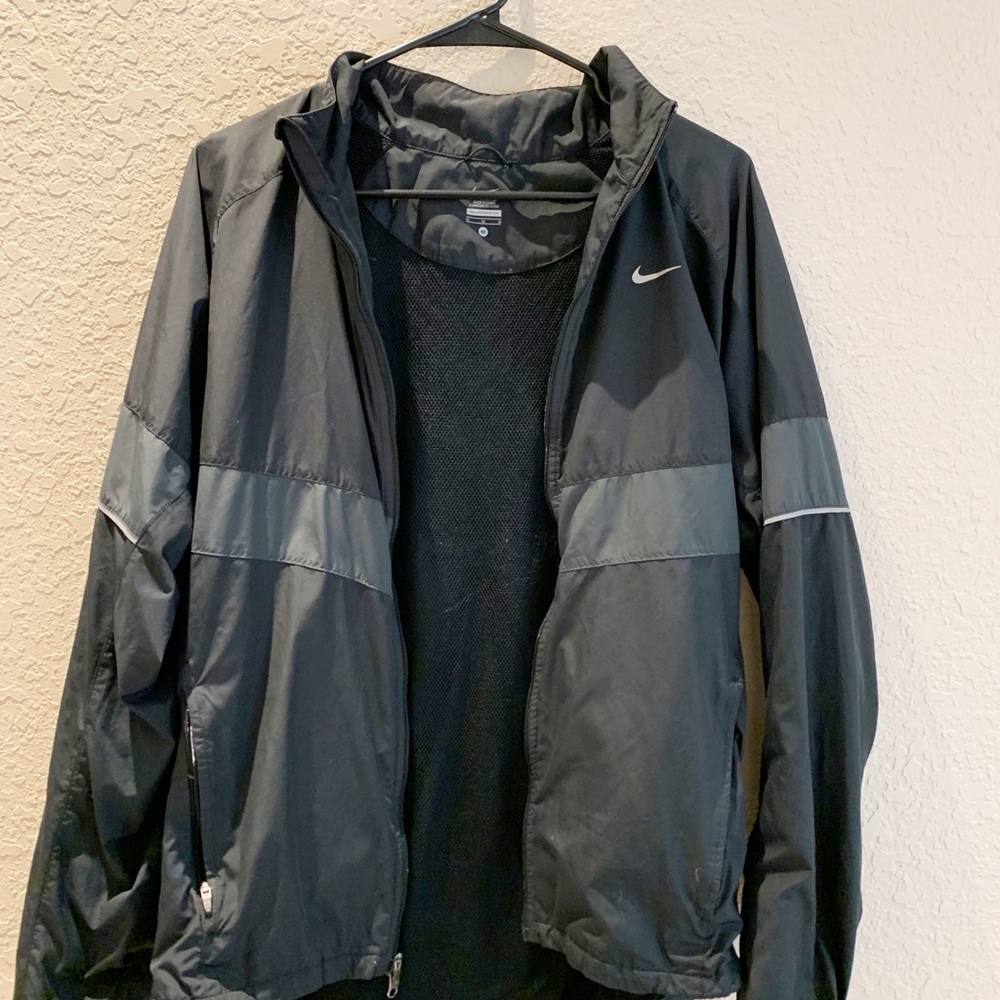 Nike reflective windbreaker